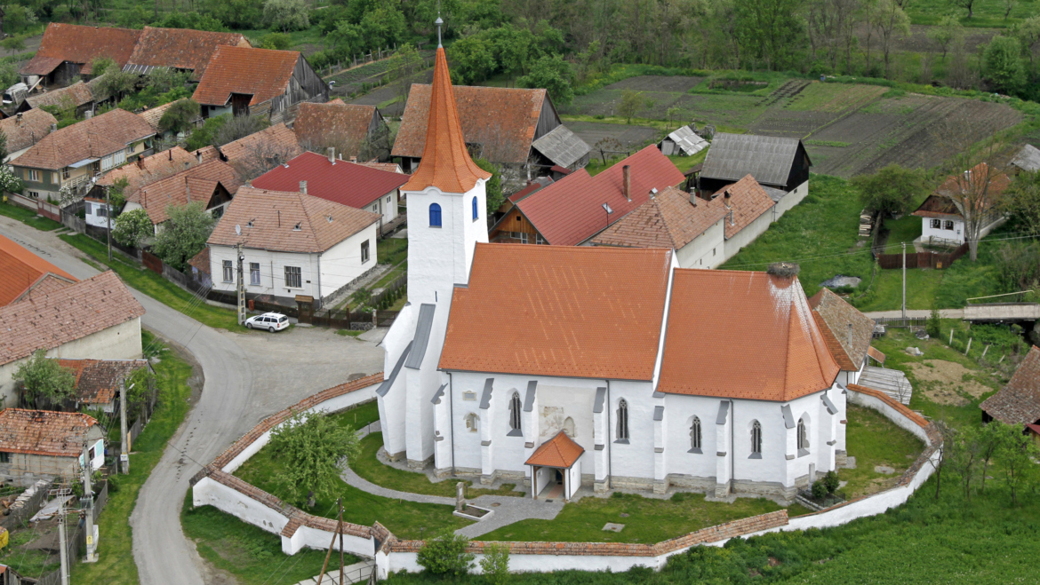 Die Denkmalkirche aus Mugeni
